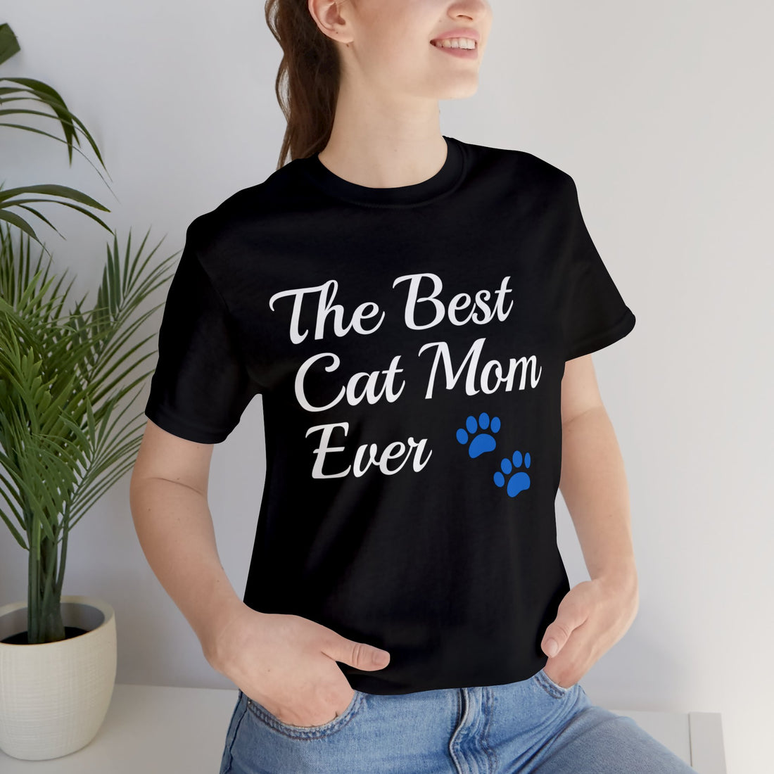 cat mom t-shirt with paws