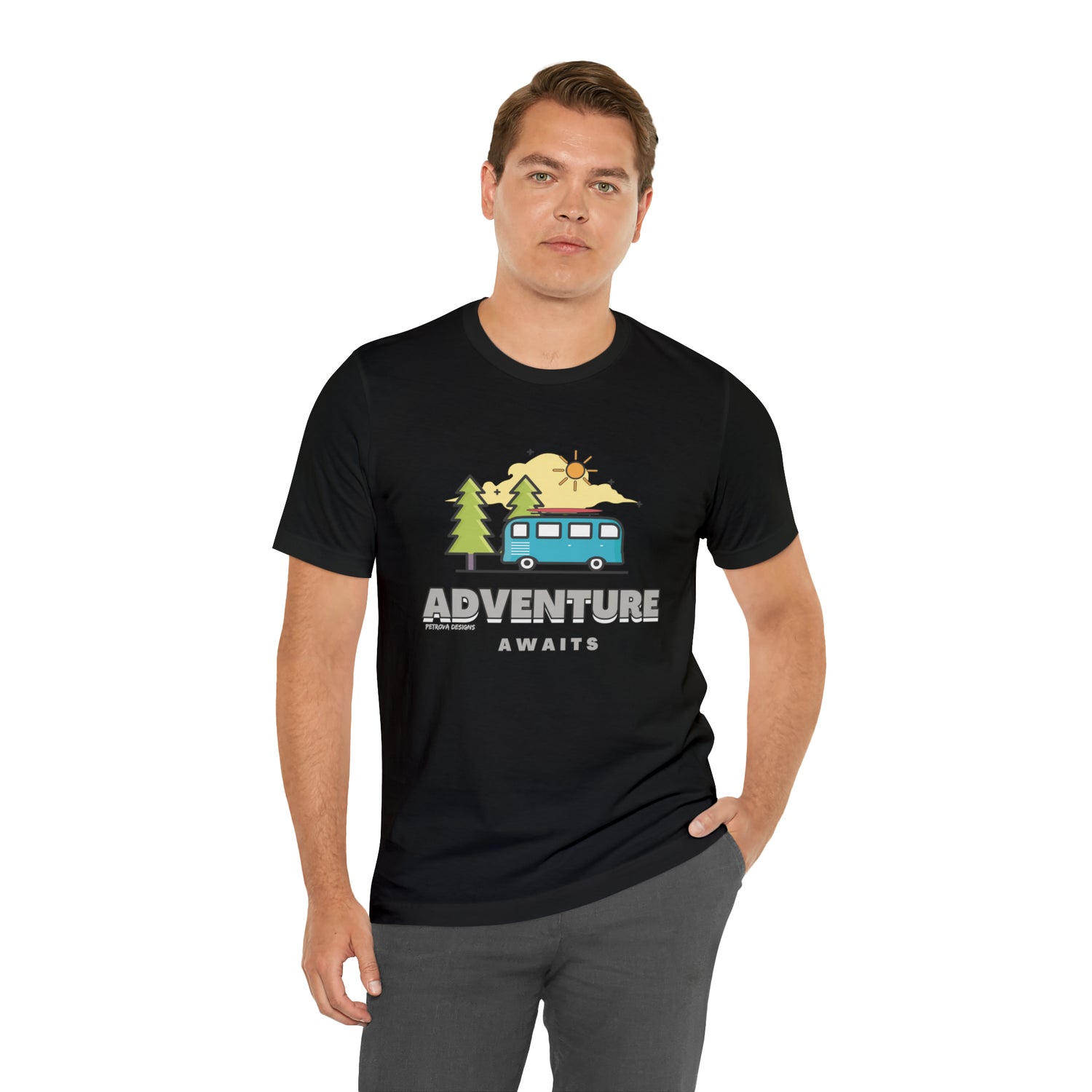 T-Shirt for Travelers | Traveler Tee Gift Idea | Adventurer T-Shirt Petrova Designs